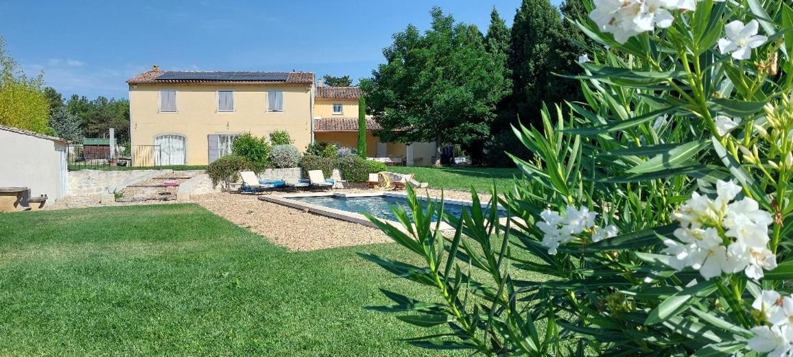 En Provence, Chez Stephanie Et Marcel Saint-Rémy-de-Provence Kültér fotó