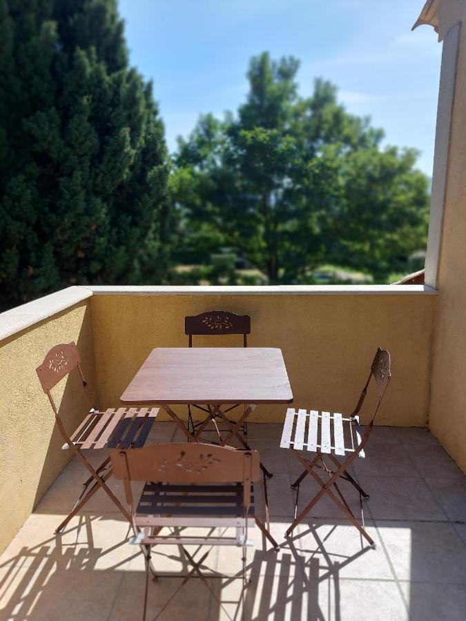 En Provence, Chez Stephanie Et Marcel Saint-Rémy-de-Provence Kültér fotó