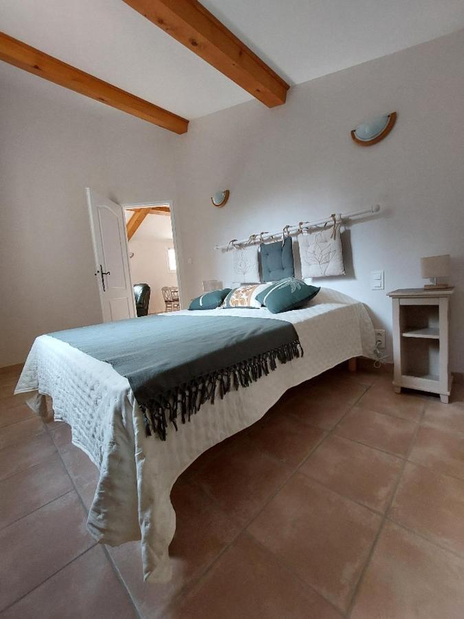 En Provence, Chez Stephanie Et Marcel Saint-Rémy-de-Provence Kültér fotó