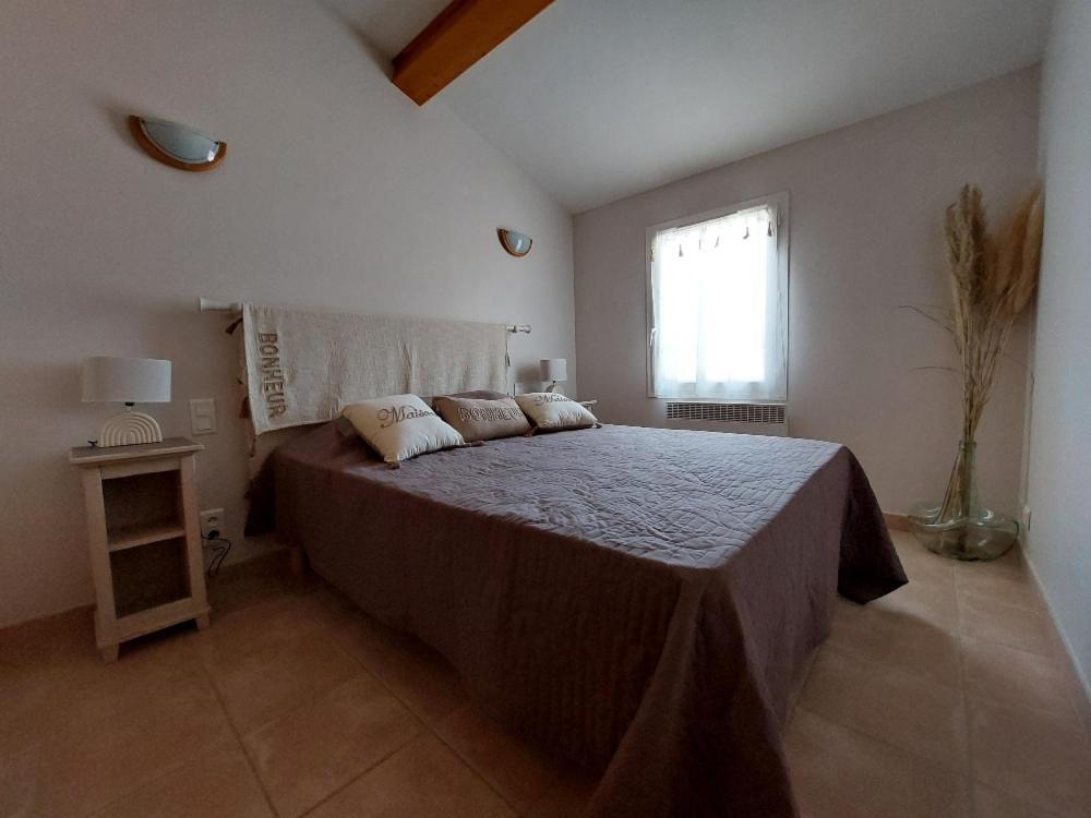 En Provence, Chez Stephanie Et Marcel Saint-Rémy-de-Provence Kültér fotó