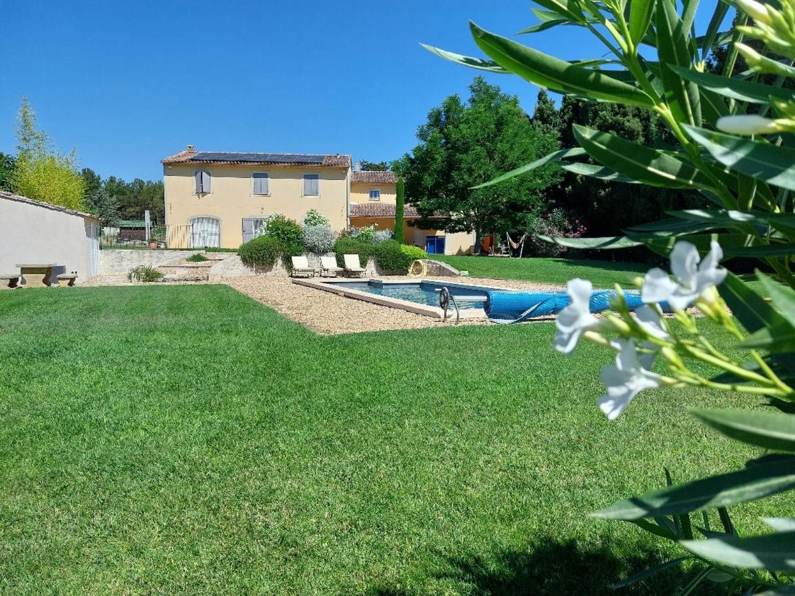 En Provence, Chez Stephanie Et Marcel Saint-Rémy-de-Provence Kültér fotó